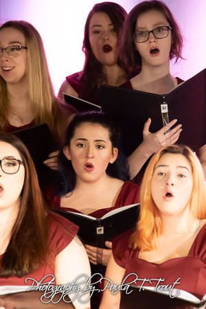 190411_0337_Chorus