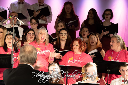 190411_0516_Chorus
