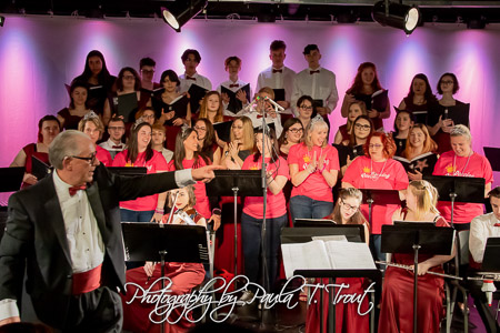 190411_0534_Chorus