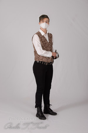 R&AiW-Act0-0-Posed-032