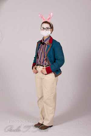 R&AiW-Act0-0-Posed-052