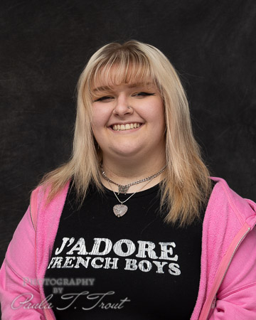 Retakes-Gilbert-0051-Raw