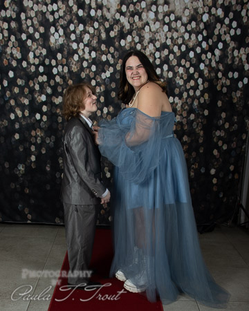 Prom23-Posed-0082