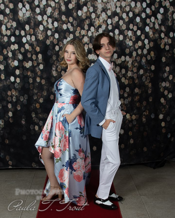 Prom23-Posed-0084