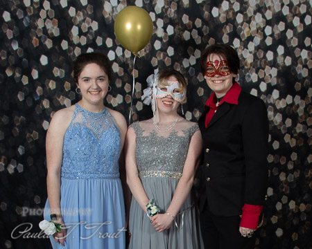 Prom23-Posed-0093