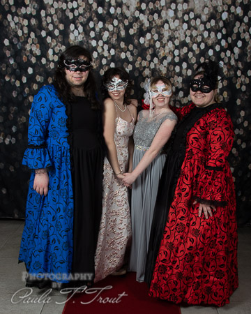 Prom23-Posed-0096